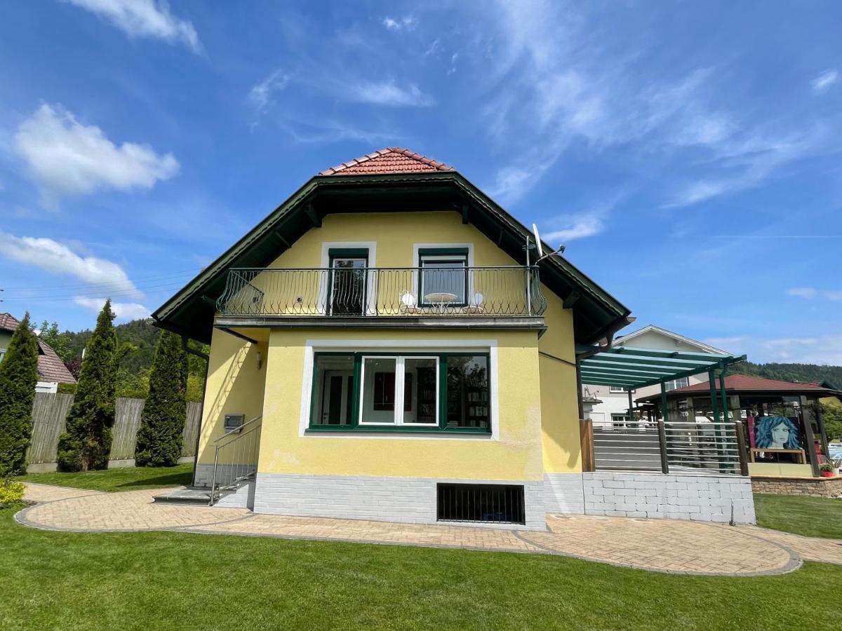 Apartment Schlossbergblick Griffen Extérieur photo